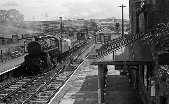 43029 1966 Shap station