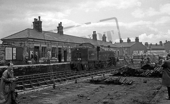 42343 1965-08-07 Royton