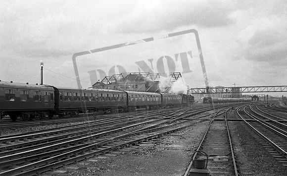 34071 1966-08-06 Clapham Junction