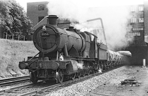 2856 1963-05 Ealing Broadway