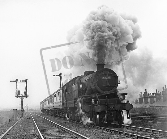 42073 1967-04-11 Leeds Wortley Junction