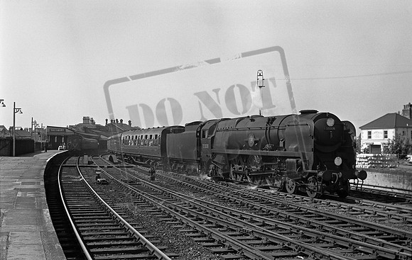 35008 1964-08-26 Salisbury
