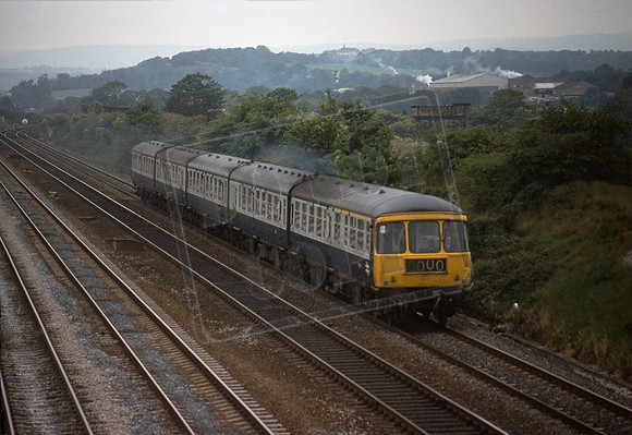 DMU Class 124 1977-06 Heaton Lodge Mirfield