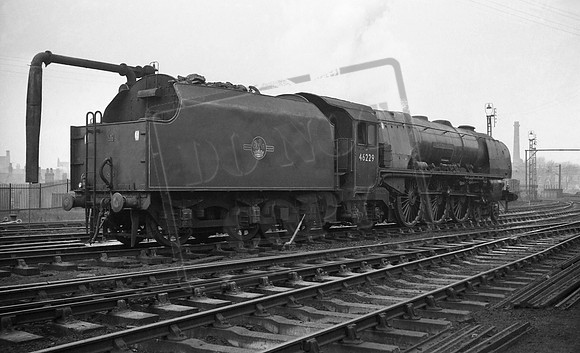 46229 1961-11-19 Crewe North