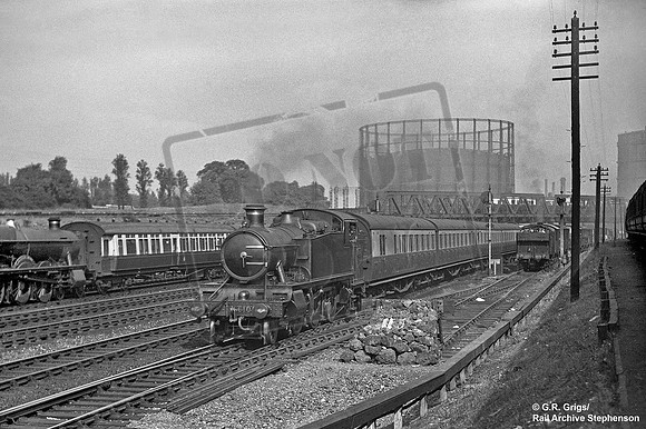 6105 1932-10 Old Oak Common