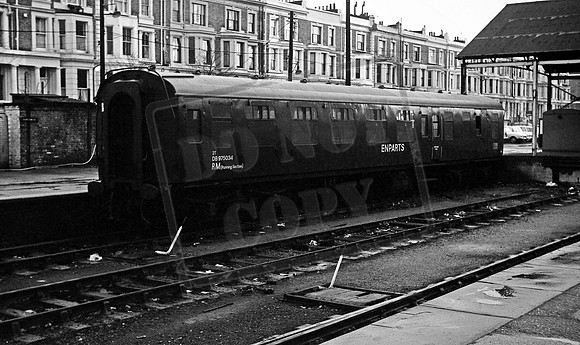 Enparts Coach DB975034 1970-02-28 Kensington Olympia