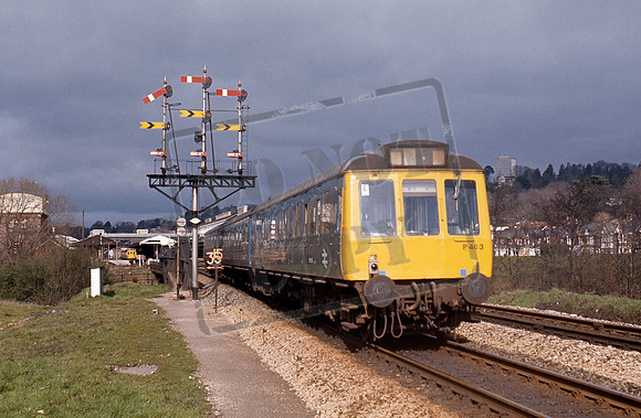 Signals 1977-03-05 Exeter