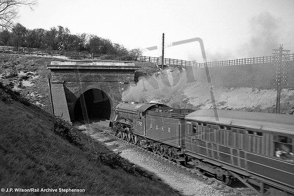 2752 1939-04-11 Peascliffe