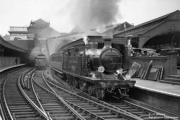 2030 1937-07-19 London Victoria