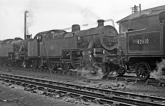 42339 1962-07-01 Wellingborough shed
