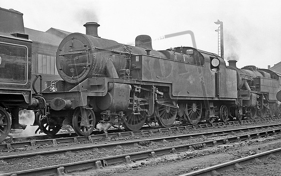 42339 1962-07-01 Wellingborough shed
