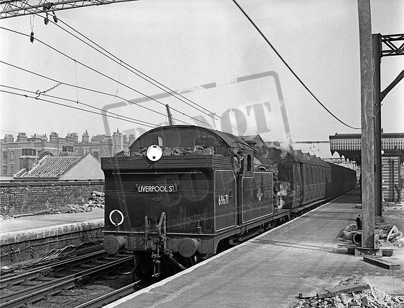 69671 1960-03-22 Bethnal Green