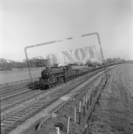 Newton Rings 45372 1960s Winwick northbound-ROneg-JC30-032