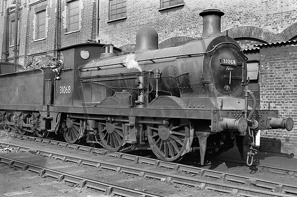 31068 1956-10 Bricklayers Arms MPD