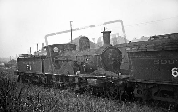 571 1947c Eastleigh dump