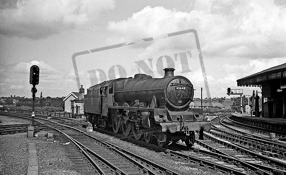 45648 1961 York
