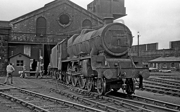 45627 1965 Bank Hall shed