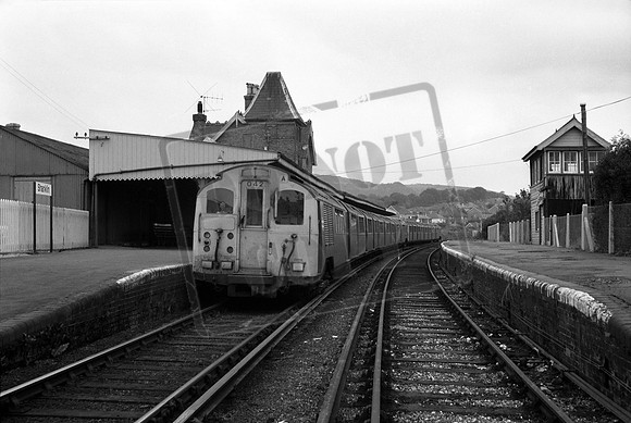 EMU 042 1974c Shanklin IOW