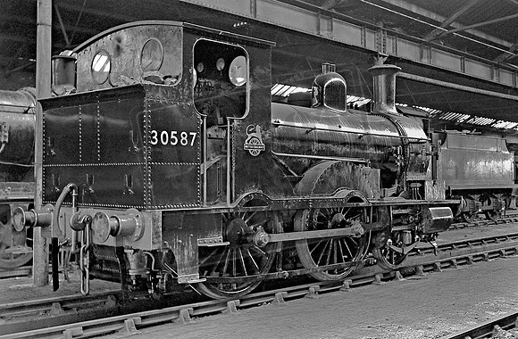 30587 1954-08 Eastleigh MPD
