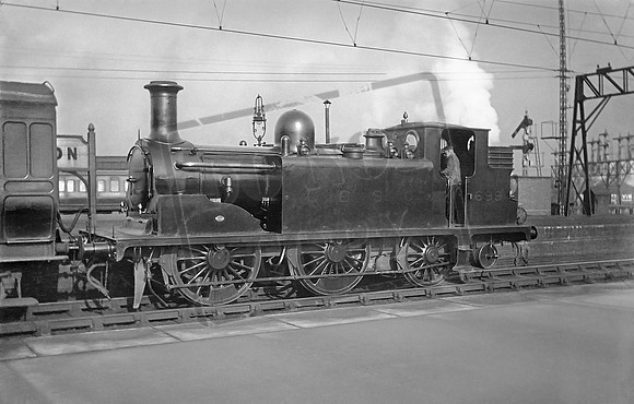 LB&SCR 699 1920-10-15 Clapham Junction