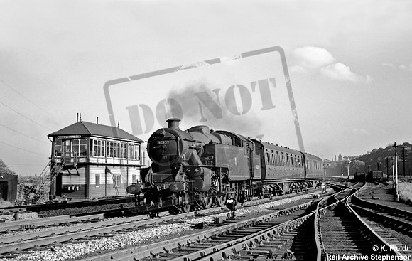 42139 1950s Kirkstall Junction