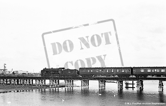 30923 1962-05-17 Redbridge