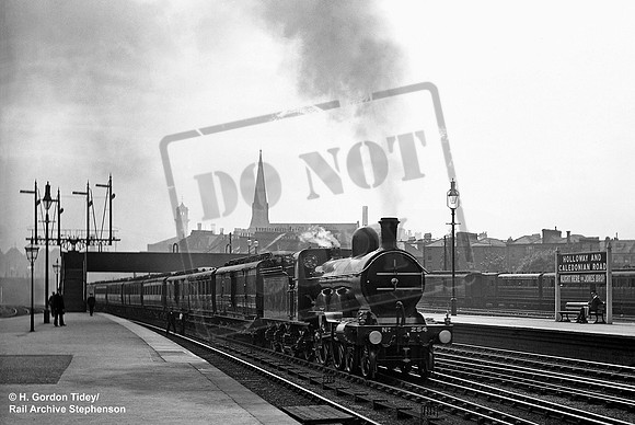 GNR 254 1910c Holloway