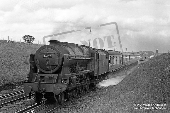 46107 1950s Strawfrank troughs