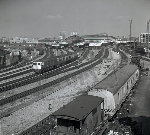 33018 1980-04-06 Bristol TM