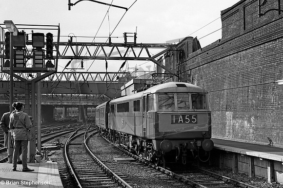 E3194 1966-05-07 Euston