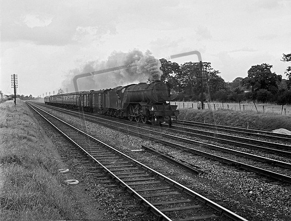 60924 1960-07-30 Marshmoor, Welham Green