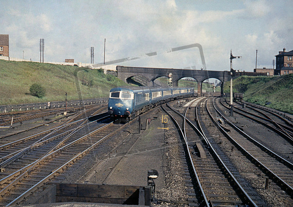 Blue Pullman 1960s Wellingborough