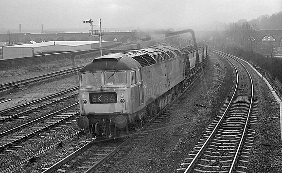 47373 1970s Wakefield Kirkgate