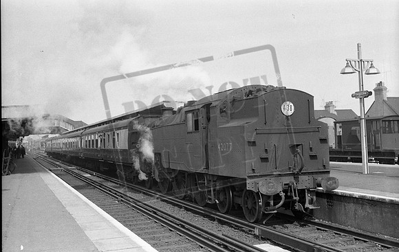 42077 1950s Sittingbourne-ROneg-1706-409