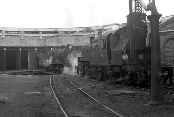 41294 1963 Horsham