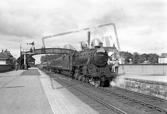 44978 1962-06-16 Nairn
