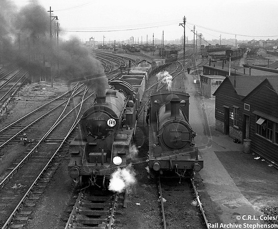 30520 1952-04-26 Feltham Yard