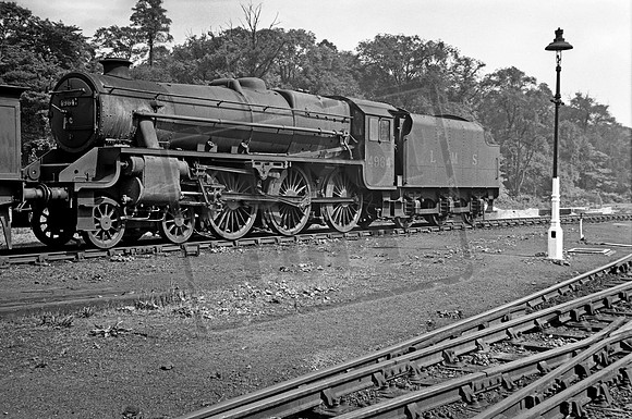 4964 1949c Millhouses shed