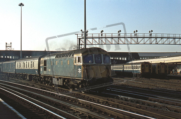 33101 1984-01-19 Clapham Junction