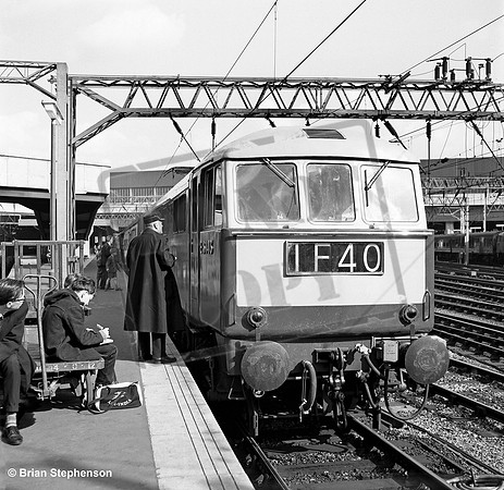 E3143 1966-05-07 Euston