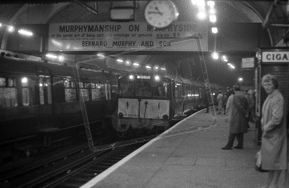 EMU M29279M 1960s James Street-ROneg-1604-110