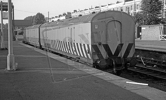 DM 395941 Exhibition train 1969-10 Kensington Olympia
