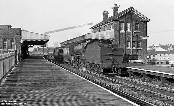61063 1950s Mansfield Central