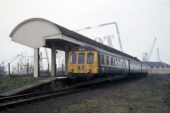 DMU W51062 1976-02-06 Falmouth