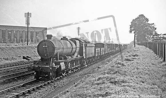 4704 1950s near Slough