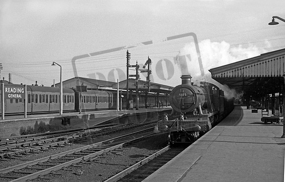 5975 1960c Reading General station
