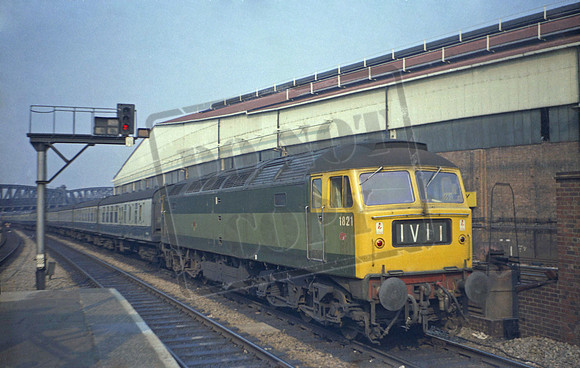 1821 1972-08-30 Paddington