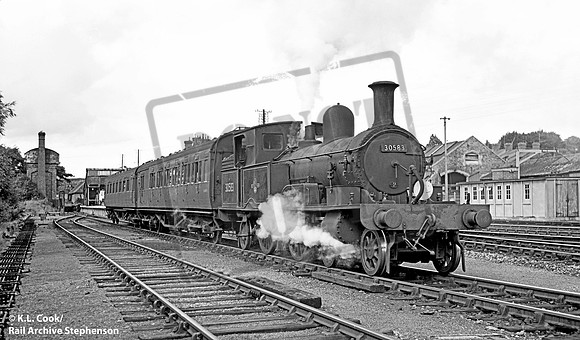 30583 1960-08-29 Axminster