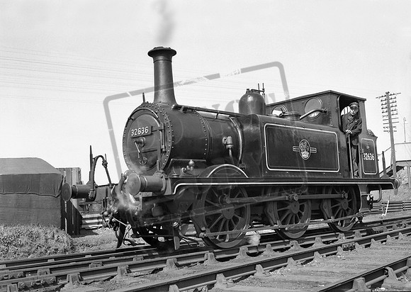 32636 1958-04-13 Newhaven