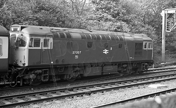 27207 1977c Edinburgh Princes Street Gardens
